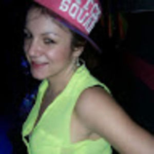 Meet your Posher, Lyana